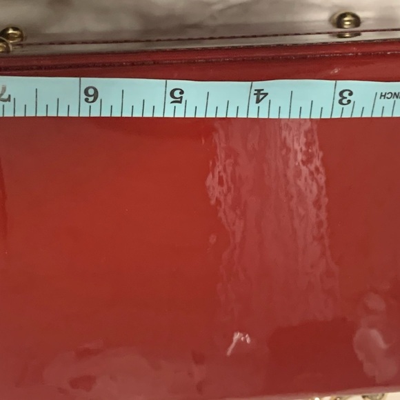 Elegant Evening Handbag Glossy Red Gold Retro Top Handle Strap Holiday Party - Picture 12 of 13